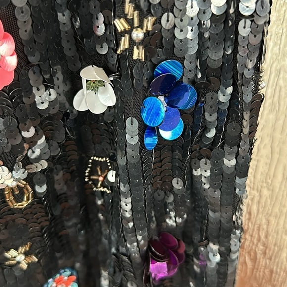 MAC DUGGAL
Black Floral Sequined Strapless Column dress size 8 NWT - Picture 13 of 13